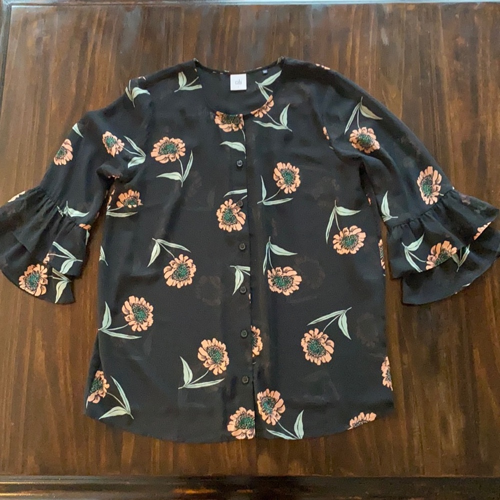 Cabi peach daisy la-do-da blouse